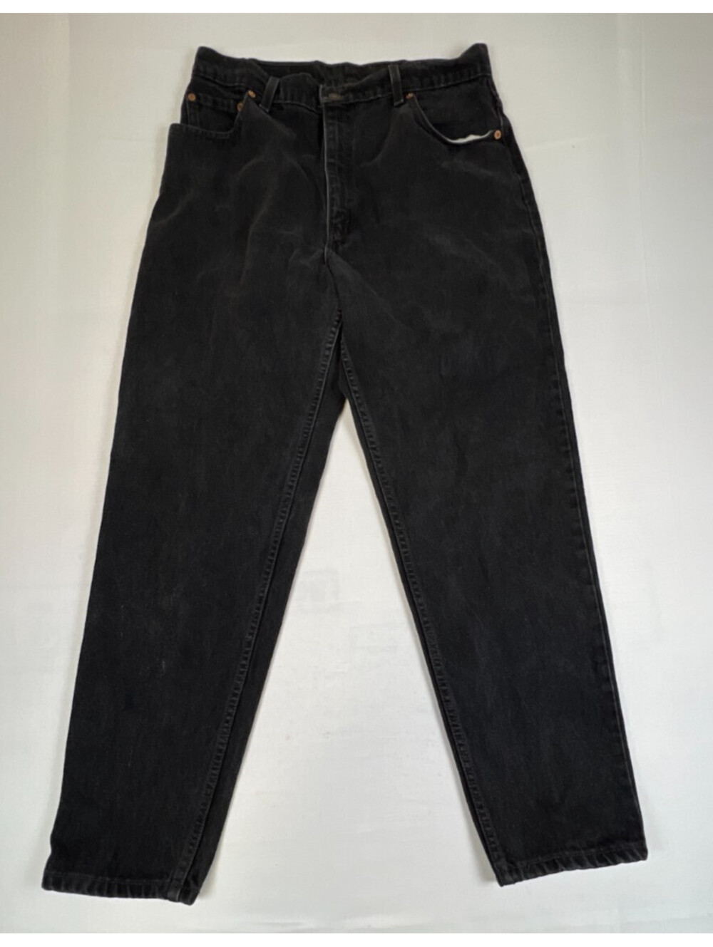 Vintage Levi's 550 Women's 30x30 Black Relaxed Fit Tapered Leg Made In USA Jeans